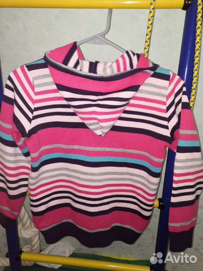 Кофта на девочку Lacoste