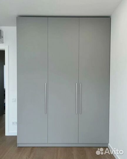 Красивый шкаф