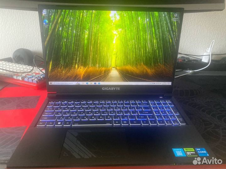 Игровой ноутбук gigabyte g5 i5 12500H RTX3050