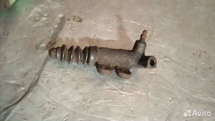 Цилиндр сцепления рабочий Mazda MPV LV 1992