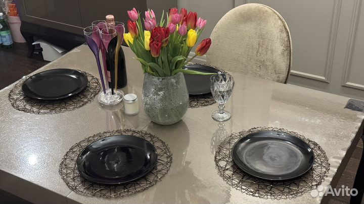 Тарелки черные IKEA