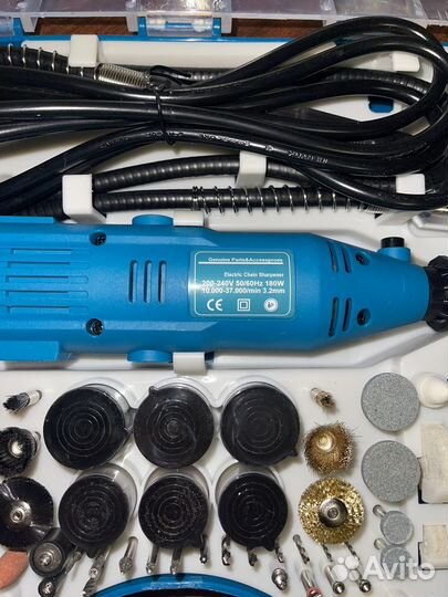 Гравер Makita 242 предмета 180Вт