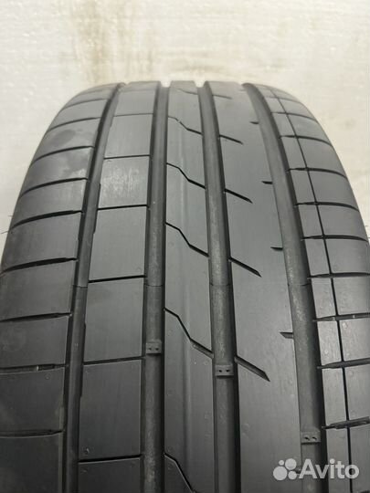 Оригинал.BMW X1,X2 U11,U12 245/45r19