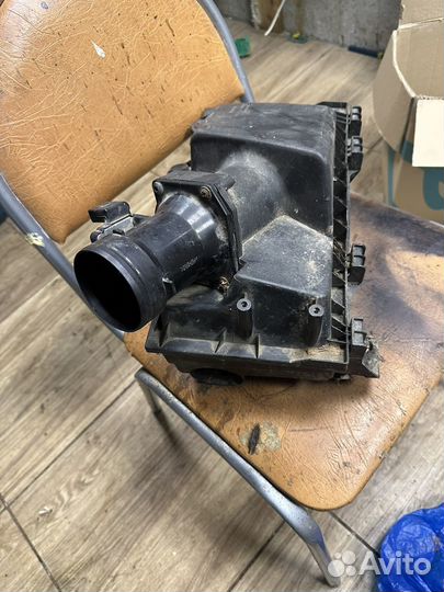 Корпус воздушного фильтра skoda octavia a5 1.6 bse