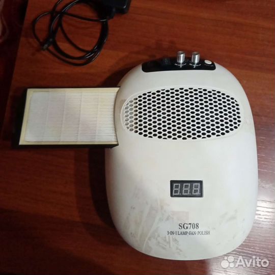 Лампа для ногтей