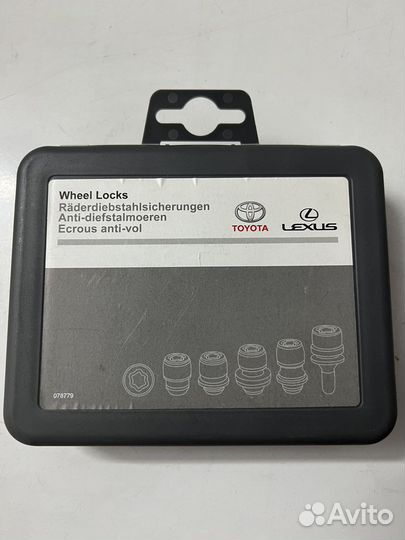 Колесные гайки-секретки Тойота Лексус оригинал