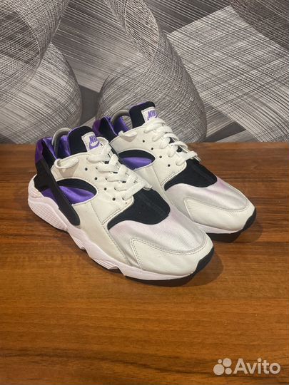 Кроссовки Nike air huarache размер 42,5