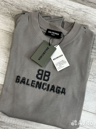 Футболка Balenciaga