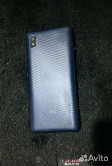 ZTE Blade, 512 МБ