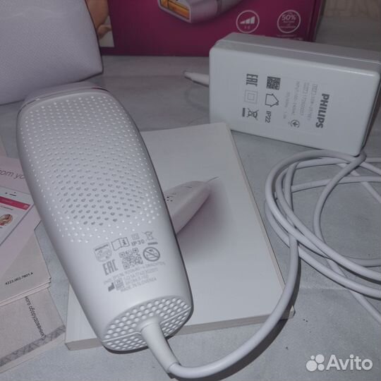 Фотоэпилятор Philips BRI863 Lumea Essential