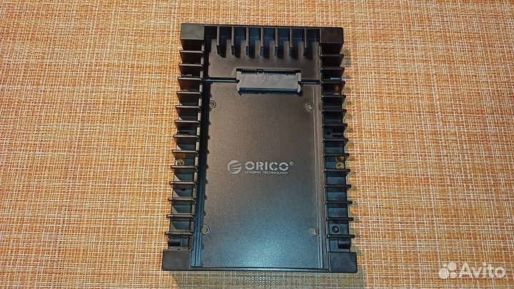 Адаптер, переходник, бокс для SSD 2,5”— 3”