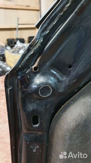 Капот на Toyota rav 4