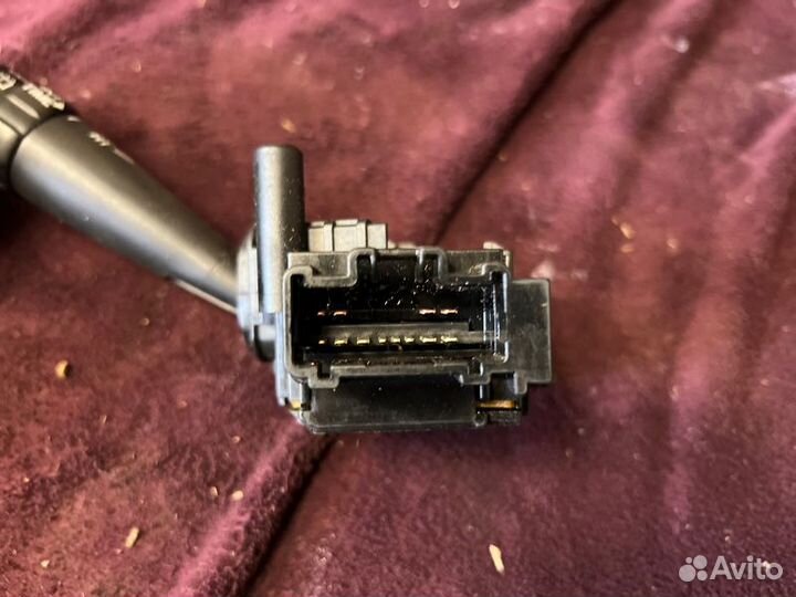 Блок подрулевых переключателей левый Toyota Ipsum