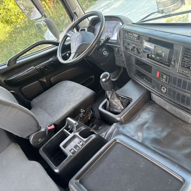 Седельный тягач Hino 700, 2014