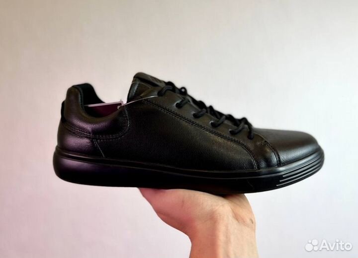 Кроссовки Ecco модные