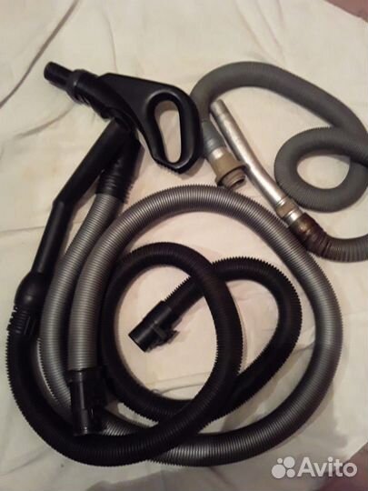 Шланги и щётки для пылесоса