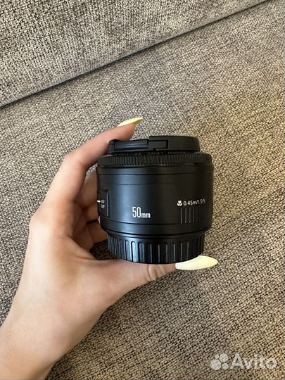 Объектив canon EF 50mm 1 8