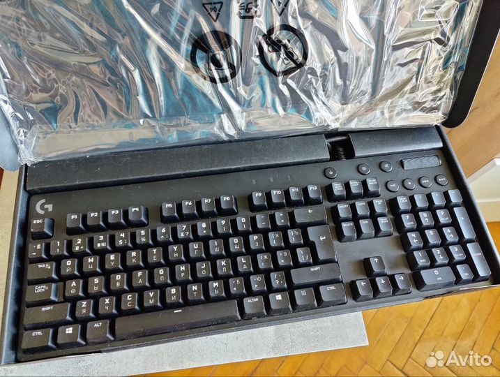 Игровая клавиатура Logitech G610 Orion Brown