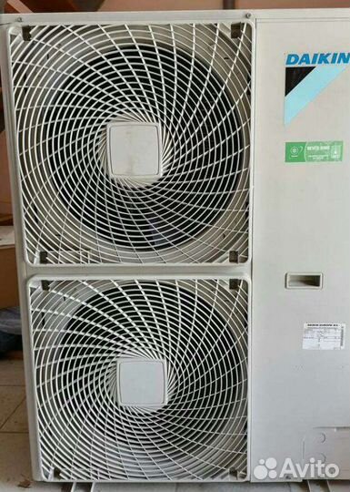 Кондиционер Daikin потолочный