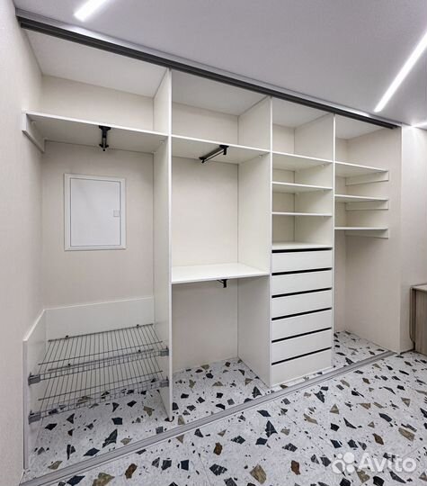 Шкаф купе Встроенный