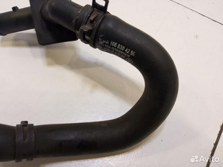 Шланг системы охлаждения Mercedes-Benz M-Class ML