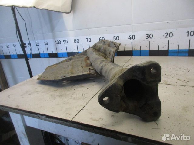 Кронштейн крепления крыла Scania P, G, R series