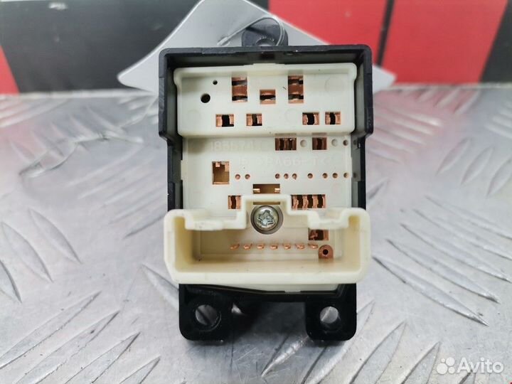 Кнопка (выключатель) Mazda 6 GG 2002