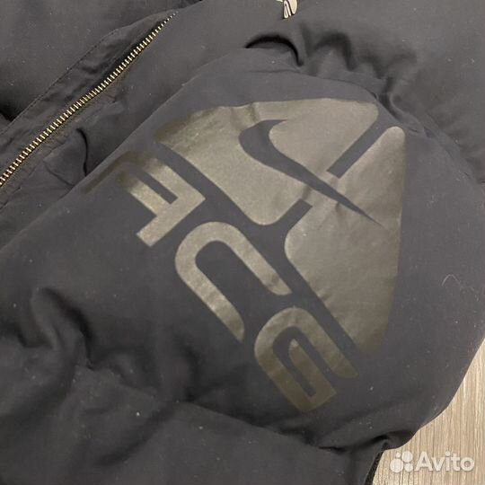 Пуховик Nike acg