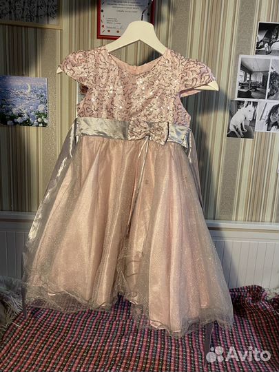 Платье для девочки нарядное