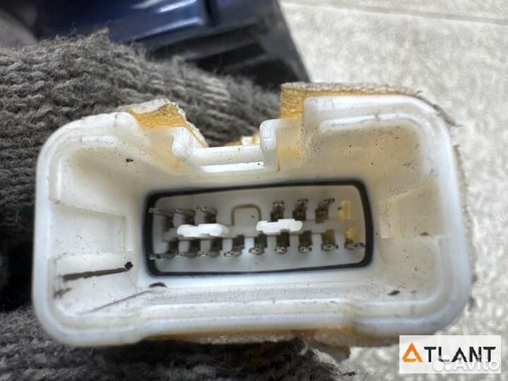 Зеркало переднее правое toyota celsior