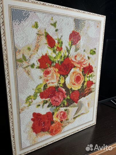 Картина выложенная из страз ручной работы