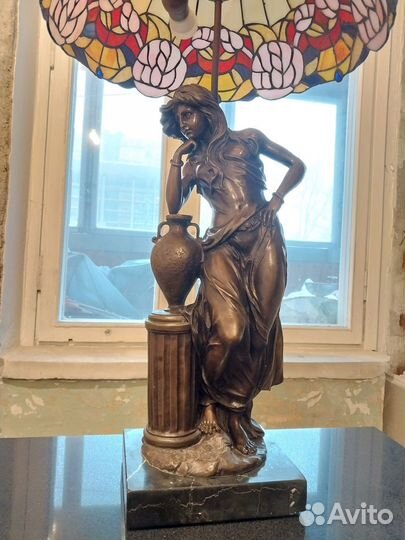 Лампа бронзовая с абажуром Тиффани 83см