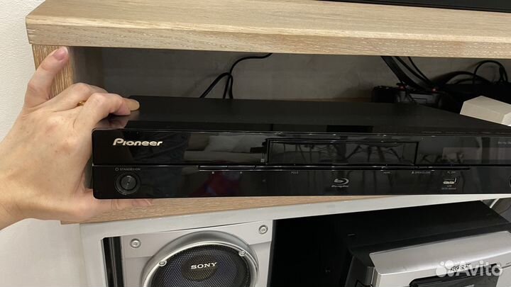 Blu-ray плеер Pioneer BDP-330