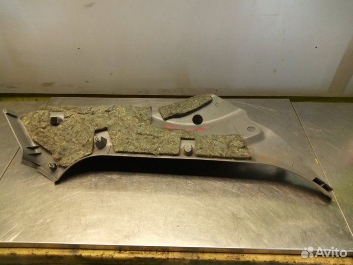 Накладка стойки задняя левая Chevrolet Lacetti