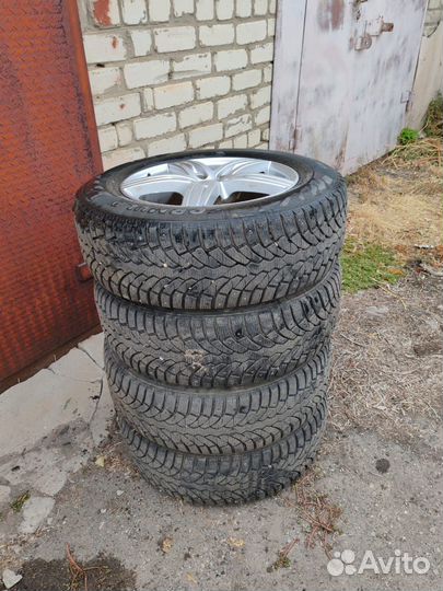 Диски литые р17 + шины Formula Ice 225/65/R17