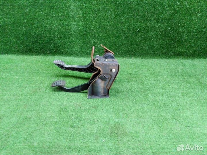 Педальный узел Renault Duster K4MA690 2013