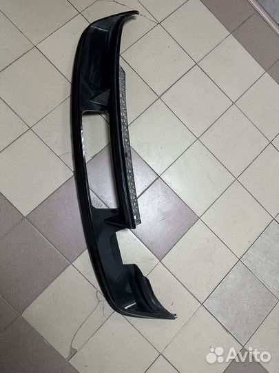 Диффузор заднего бампера tiguan