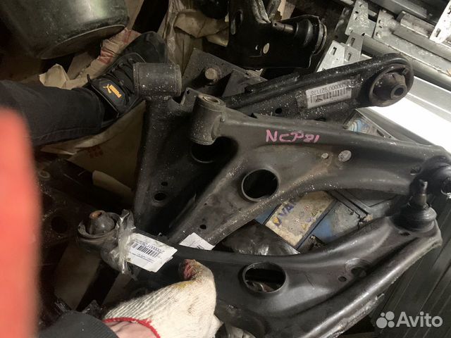 Рычаг в сборе Toyota bb vitz funcargo Ist и др
