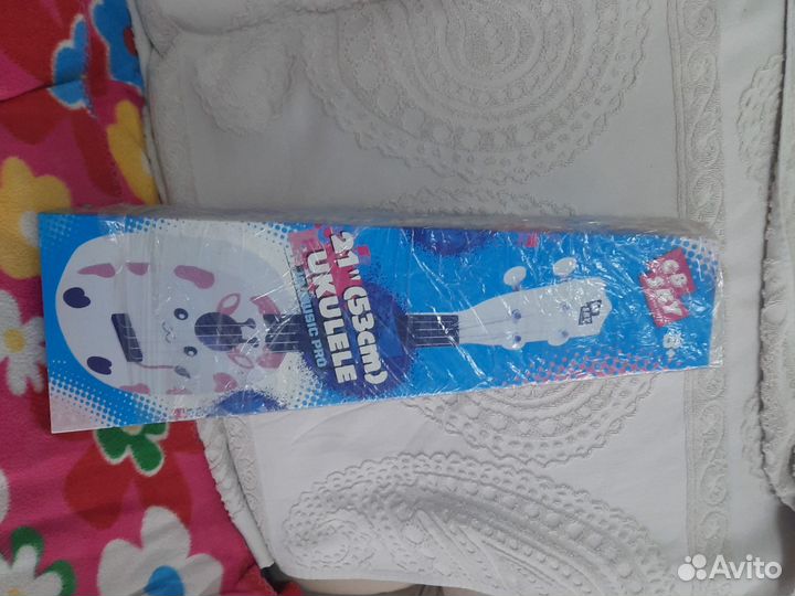 Гитара укулеле