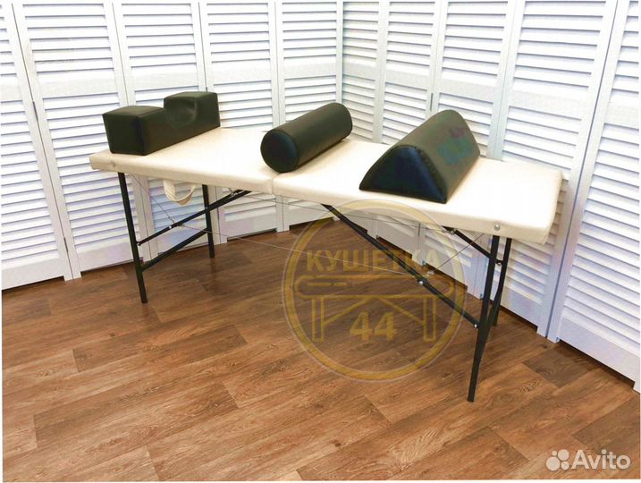 Кушетка для наращивания ресниц, депиляции, тату