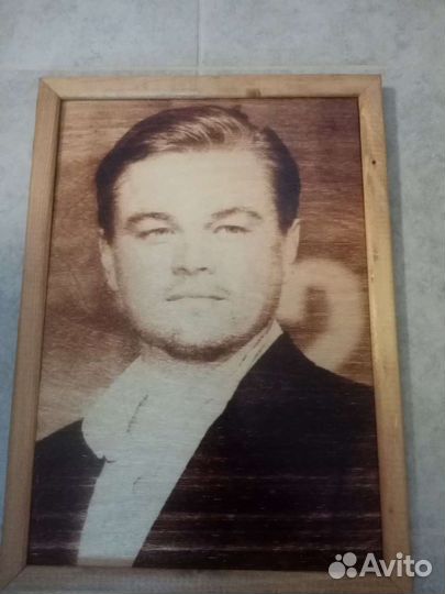 Портрет Леонардо ди Каприо выжжен на фанере