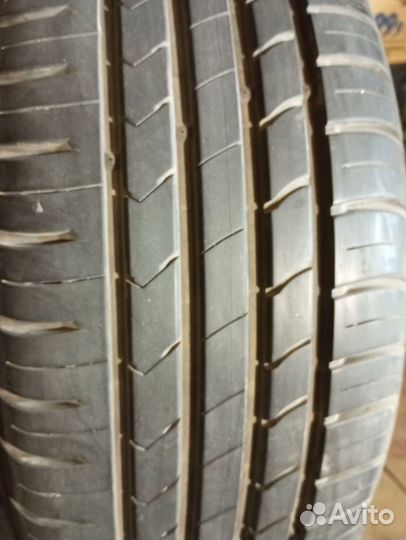 Kumho Ecsta HS51 215/50 R17 91W