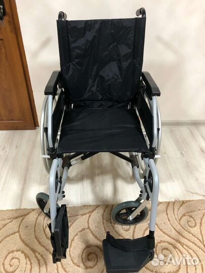 Инвалидная коляска, новая, прогулочная