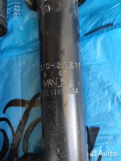 Амортизатор задний Mando 553102B211