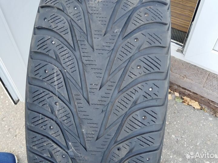 Yokohama Ice Guard Stud IG55 275/60 R20 115T