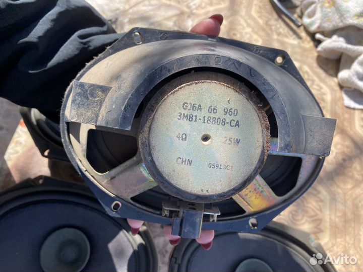 Штатные динамики mazda 3