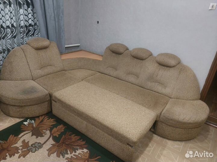 Угловой диван