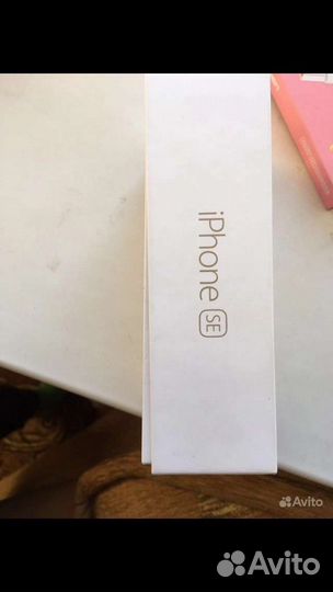 Телефон iPhone se