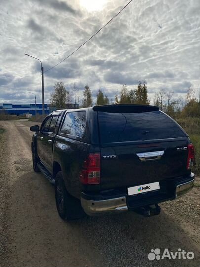 Toyota Hilux 2.8 AT, 2020, 66 300 км