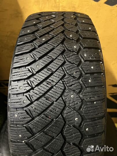 Gislaved Nord Frost 200 SUV 235/55 R19